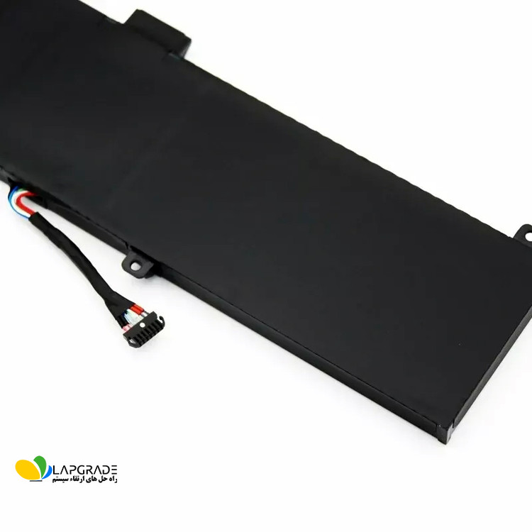 نمای نزدیک کانکتور و بدنه باتری لنوو L13M4P02 برای Y50-70 و Y70-70