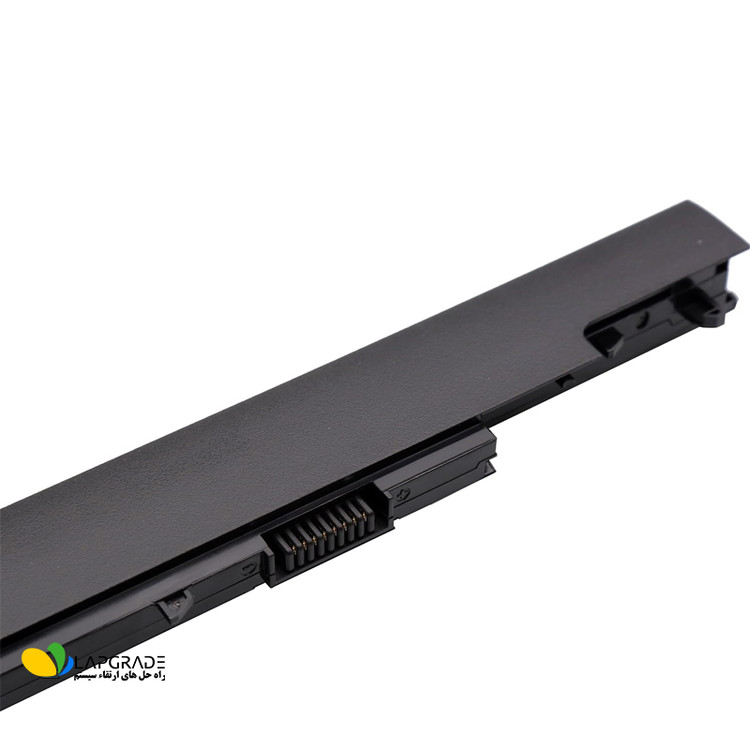 نمای نزدیک اتصالات باتری HP HS04 برای سری HP 240/245/250 G4