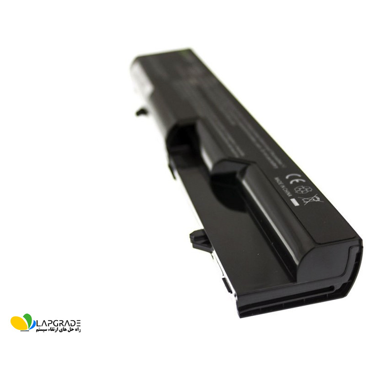 نمای نزدیک باتری HP PH06 (6 سلولی) با بدنه مشکی و علائم استاندارد، سازگار با HP ProBook 4520 و HP 420/620/625